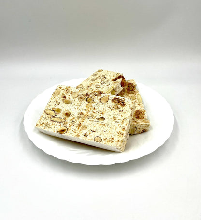 Nougat Taart (Amaretto)
